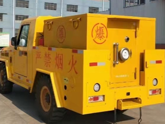 三门峡凯龙爆破器材运输车：保障爆破任务的安全运行