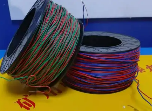三门峡放炮线的主要材质有哪些？不同材质的适用场景有何区别？